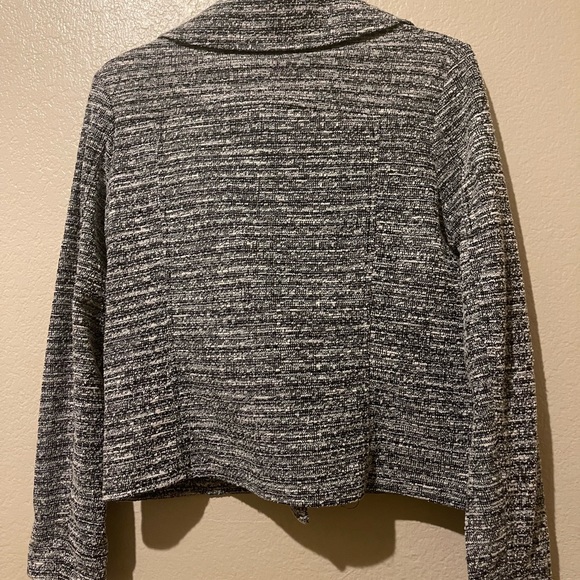 Lightweight jacket - Picture 4 of 5